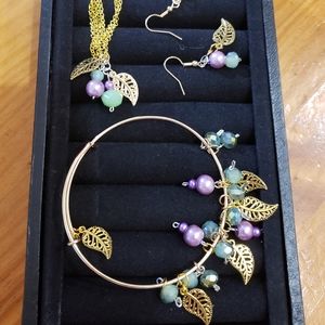 🧵 Handmade Leaf Charm & Bead Jewelry Set